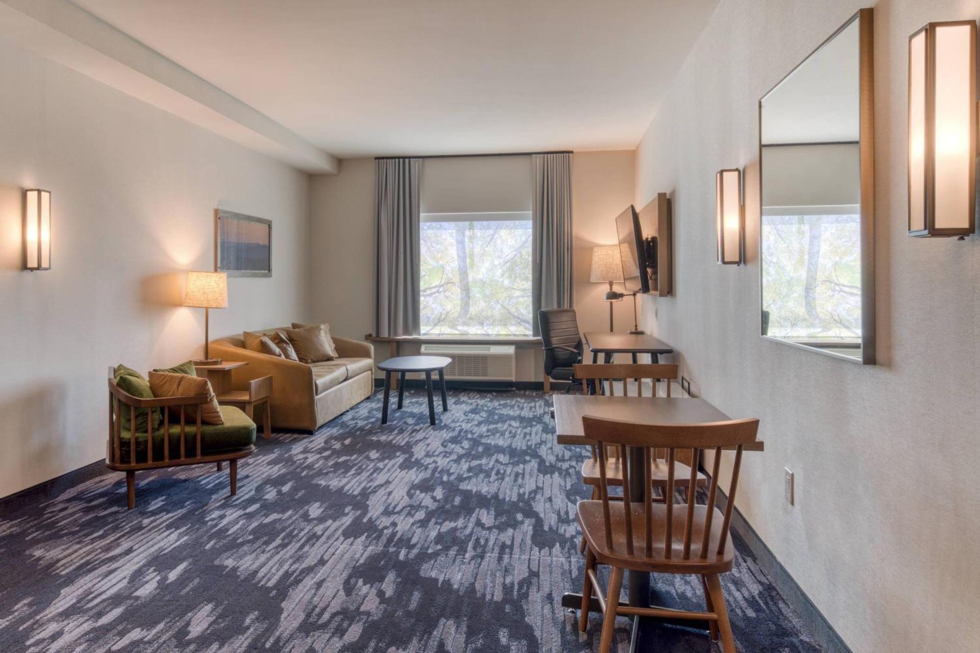 Fairfield Inn & Suites By Marriott Charlotte Belmont Exterior foto